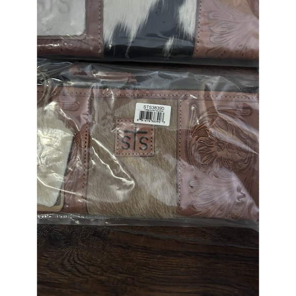 STS Ranchwear Wallet Yipee Kiyay Clutch Wallet Leather/Cowhide New - Picture 9 of 12